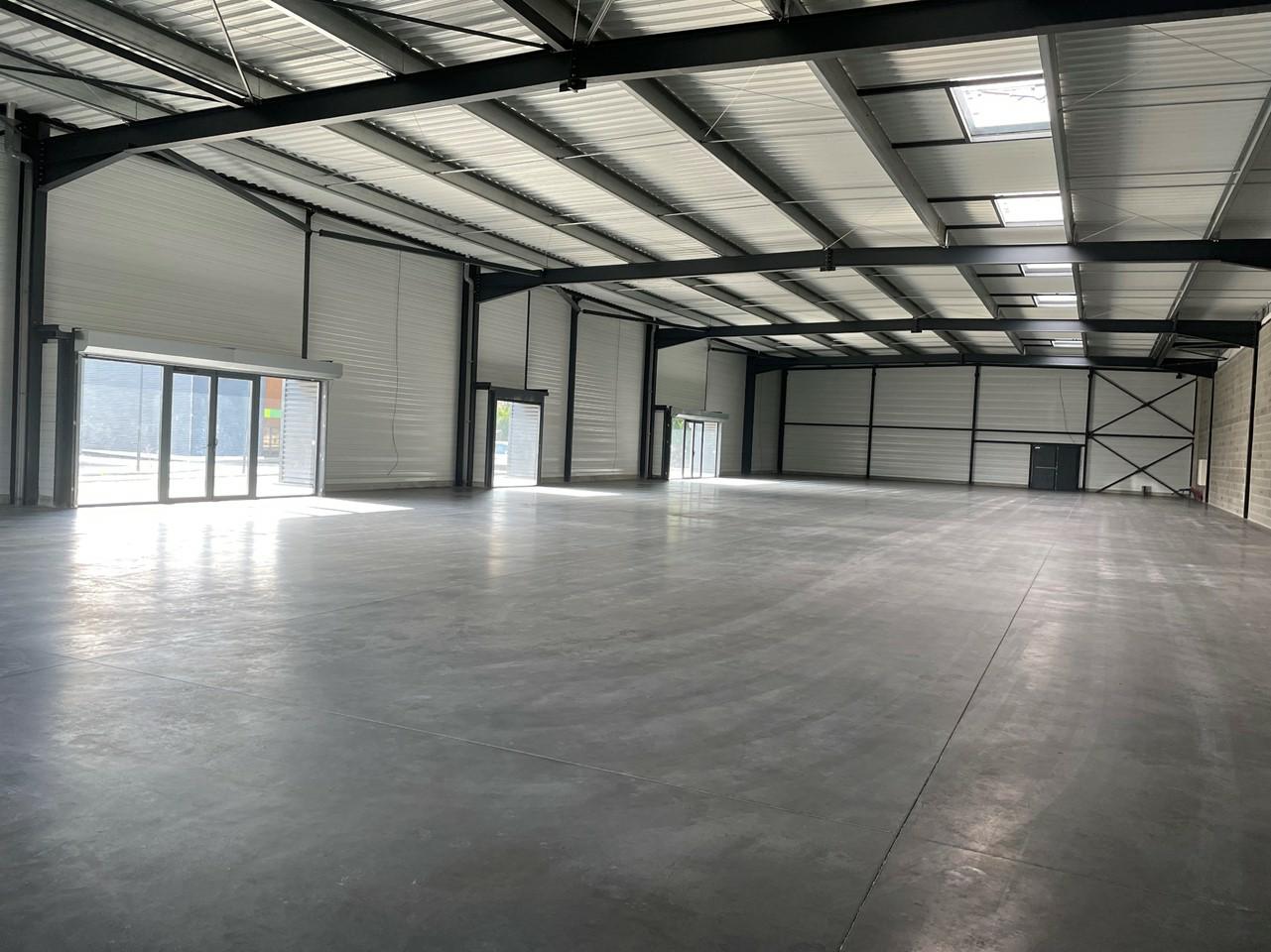 Local d'activité Anse 2171m² Location local d'activité Anse Rhône OLACT2117939 4